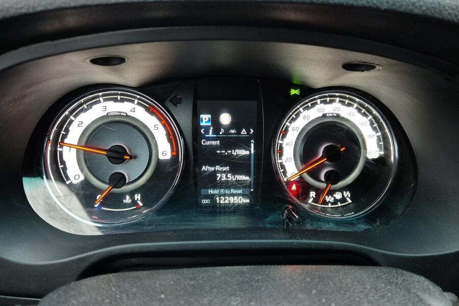 Toyota Hilux vaihtoauto