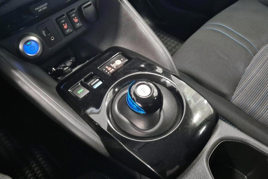 Nissan Leaf vaihtoauto