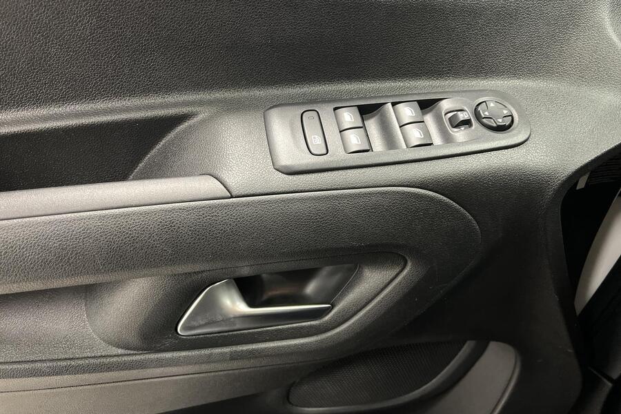 Opel Combo-e vaihtoauto