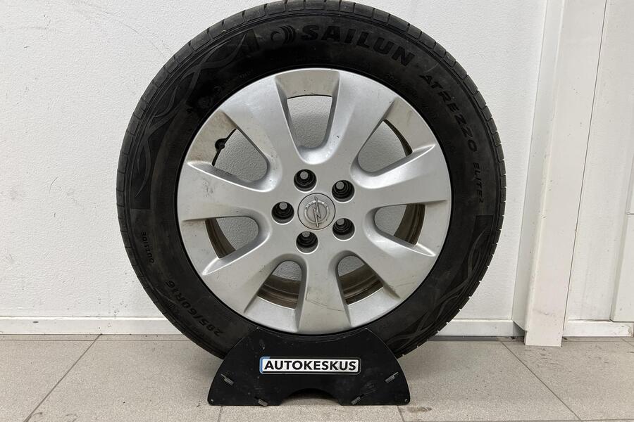 Opel Combo-e vaihtoauto