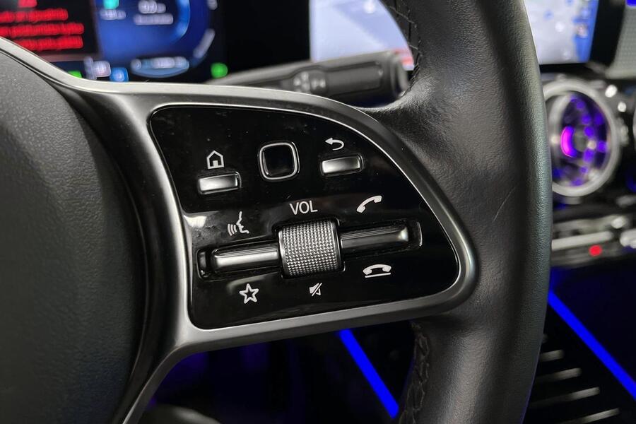 Mercedes-Benz EQB vaihtoauto