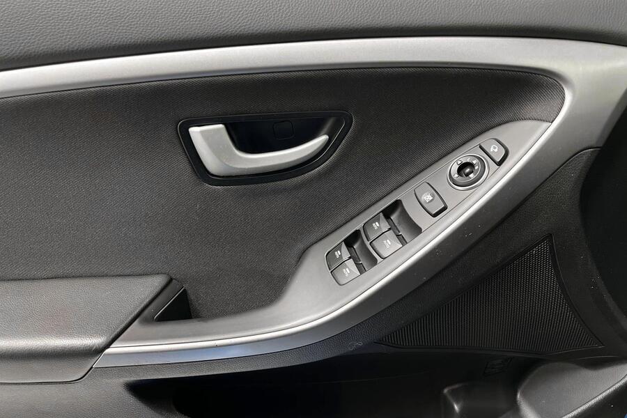 Hyundai i30 Wagon vaihtoauto