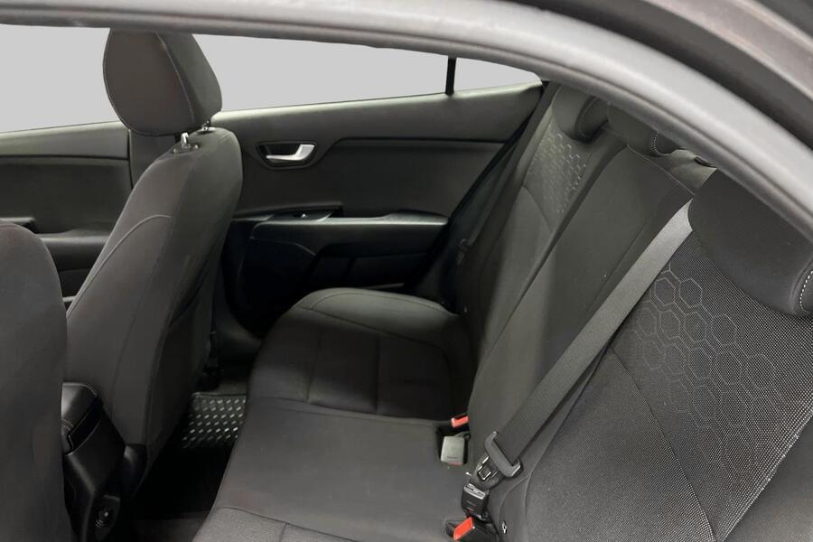 Kia Rio vaihtoauto