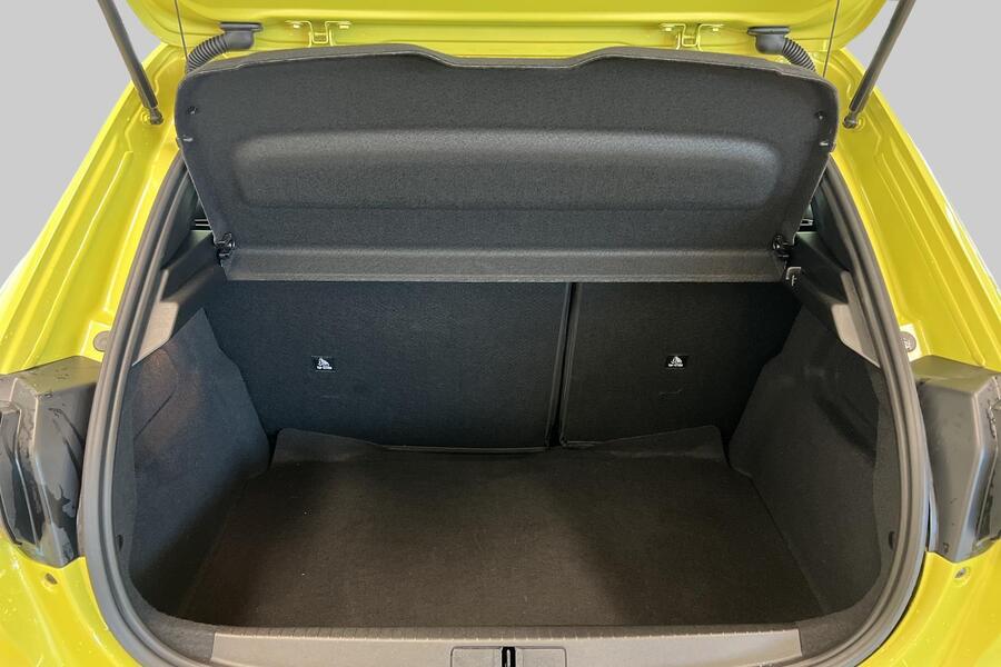 Peugeot e-208 vaihtoauto