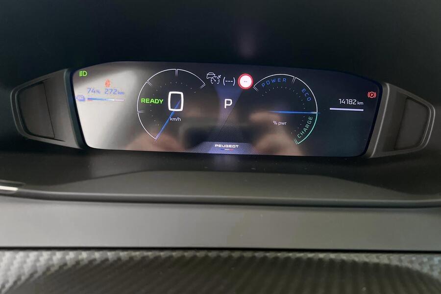 Peugeot e-208 vaihtoauto