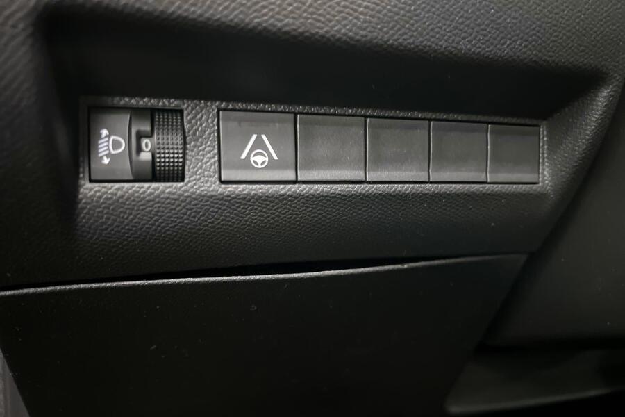 Peugeot e-208 vaihtoauto