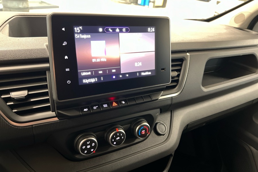 Nissan Primastar vaihtoauto