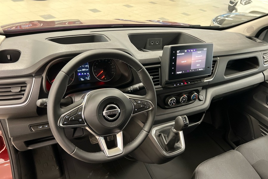 Nissan Primastar vaihtoauto