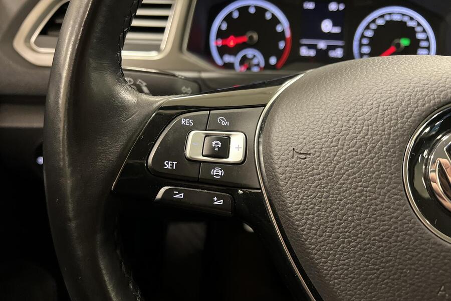 Volkswagen T-Roc vaihtoauto