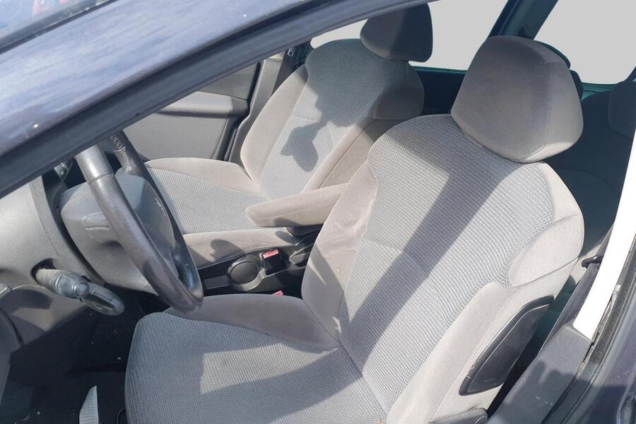 Peugeot 807 vaihtoauto