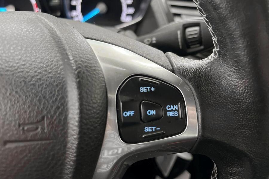 Ford Fiesta vaihtoauto