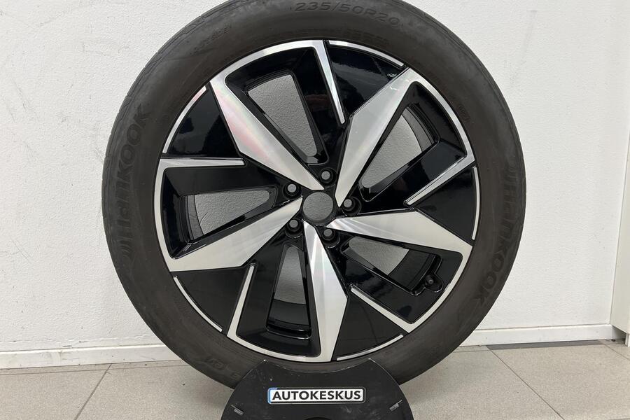 Volkswagen ID.4 vaihtoauto