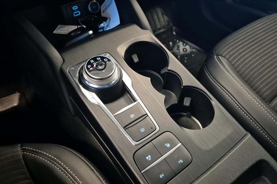 Ford Kuga vaihtoauto