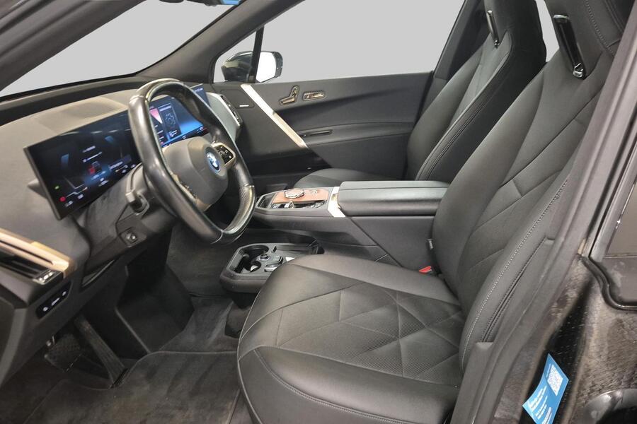 BMWi iX vaihtoauto