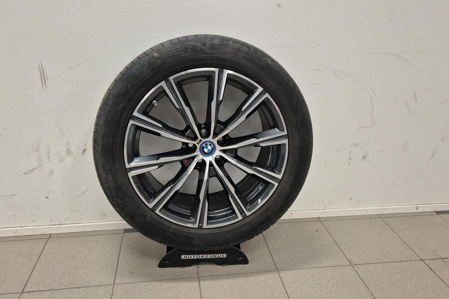 BMW X5 vaihtoauto