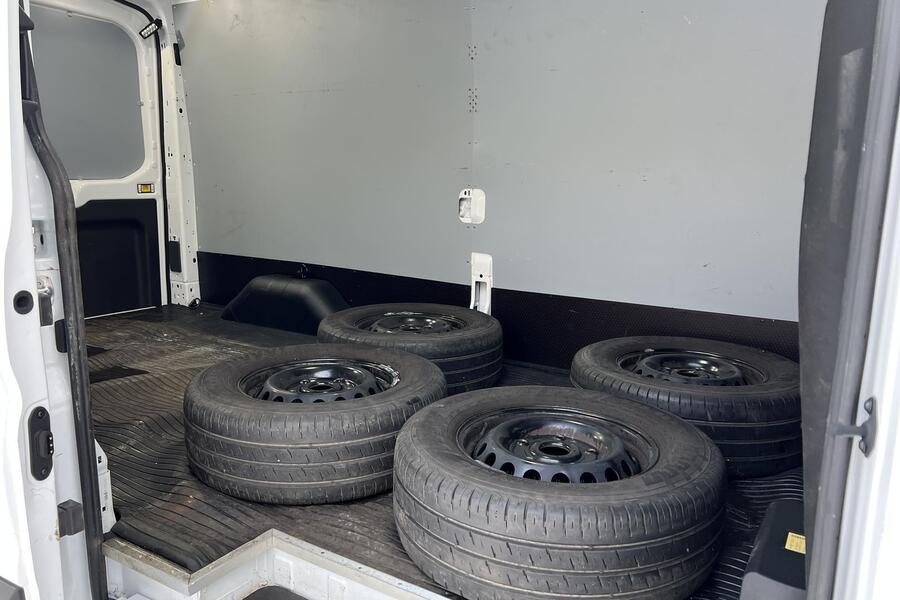 Ford Transit vaihtoauto