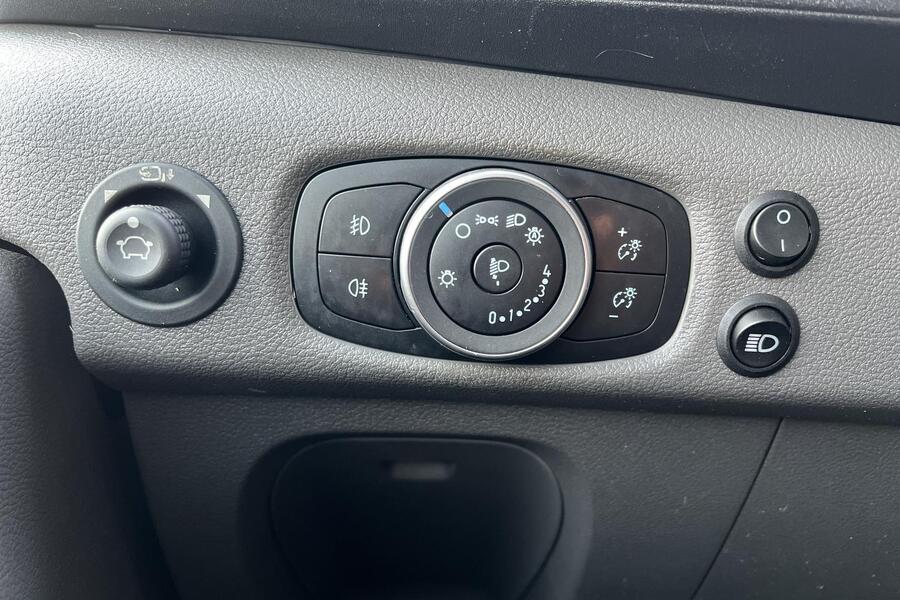 Ford Transit vaihtoauto