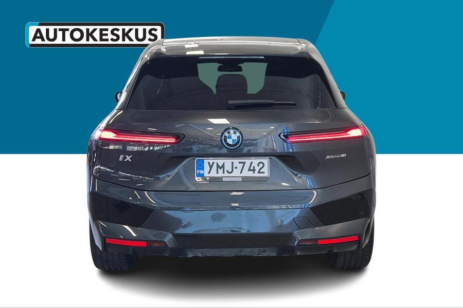 BMW iX vaihtoauto