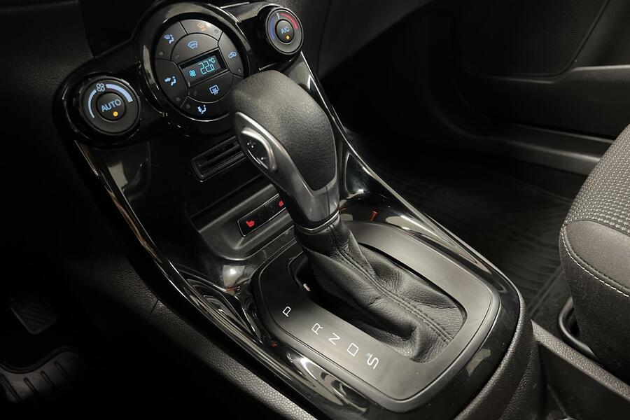 Ford Fiesta vaihtoauto