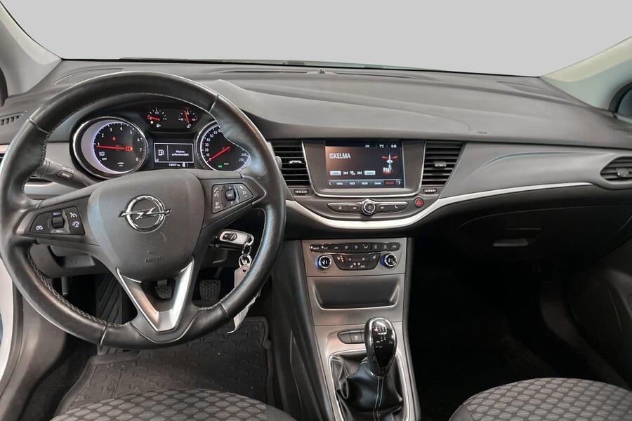 Opel Astra vaihtoauto