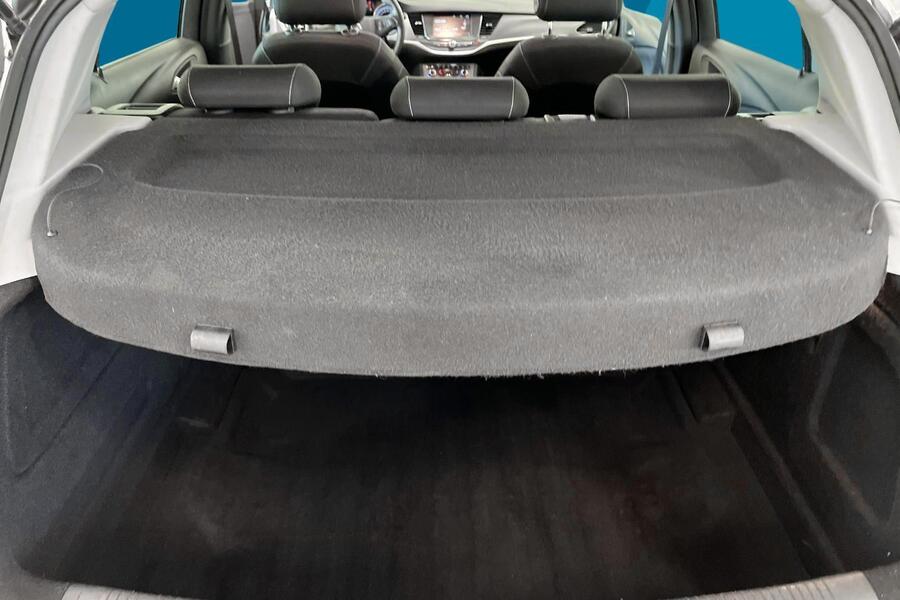 Opel Astra vaihtoauto