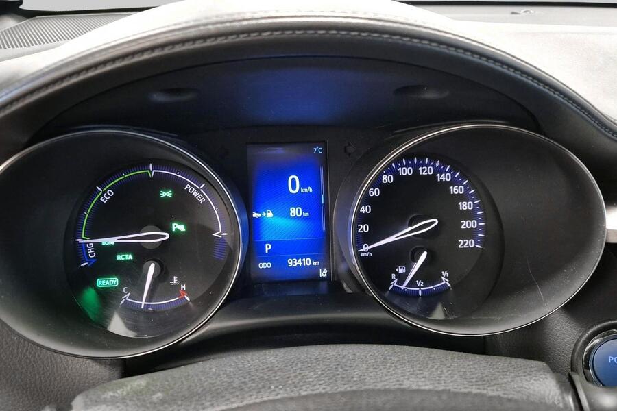 Toyota C-HR vaihtoauto