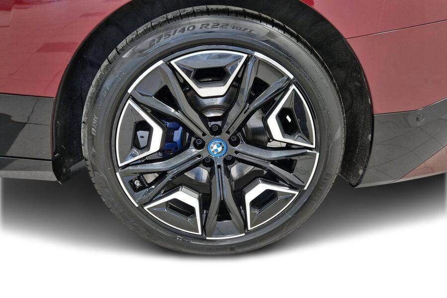 BMW iX vaihtoauto
