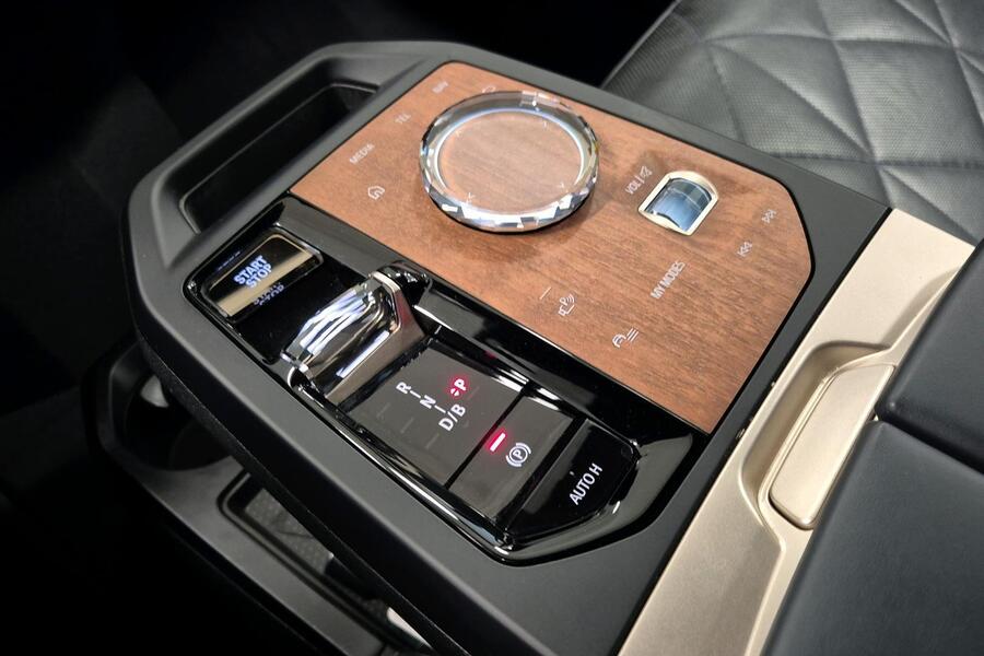 BMW iX vaihtoauto