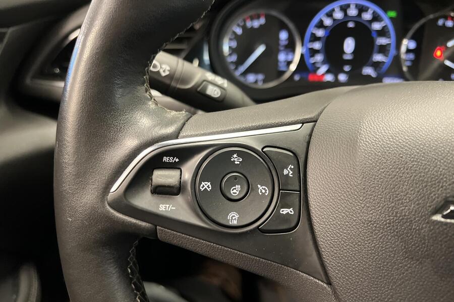 Opel Insignia vaihtoauto