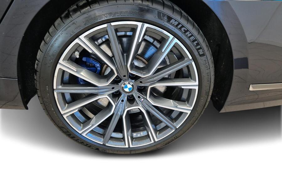 BMW 7-sarja vaihtoauto