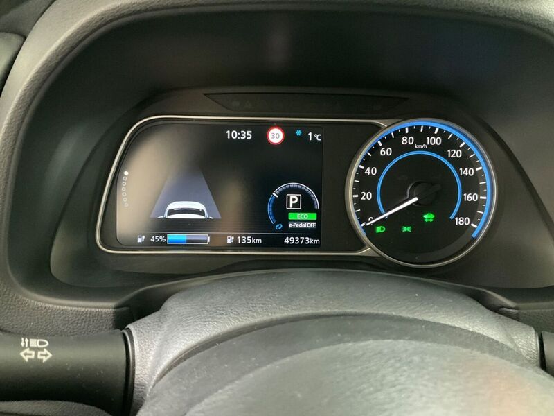 Nissan Leaf vaihtoauto