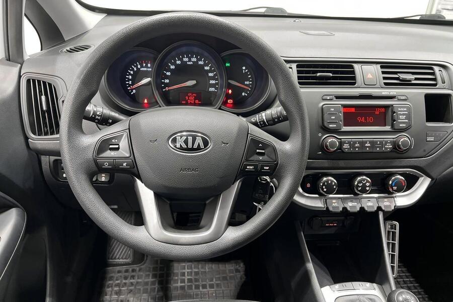 Kia Rio vaihtoauto