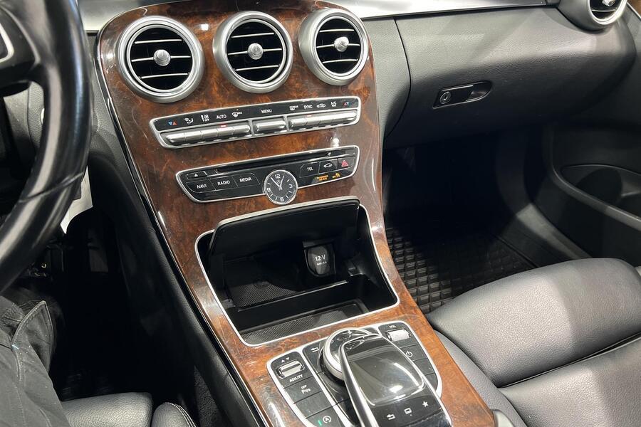 Mercedes-Benz C vaihtoauto