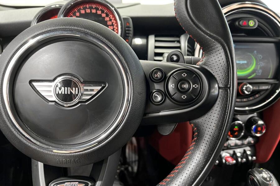 Mini John Cooper Works vaihtoauto