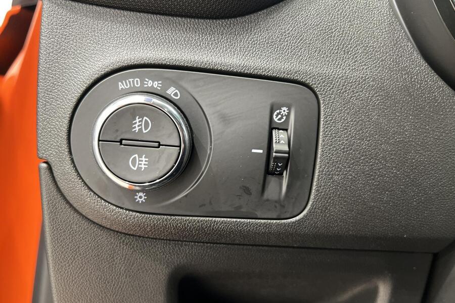 Opel Crossland X vaihtoauto