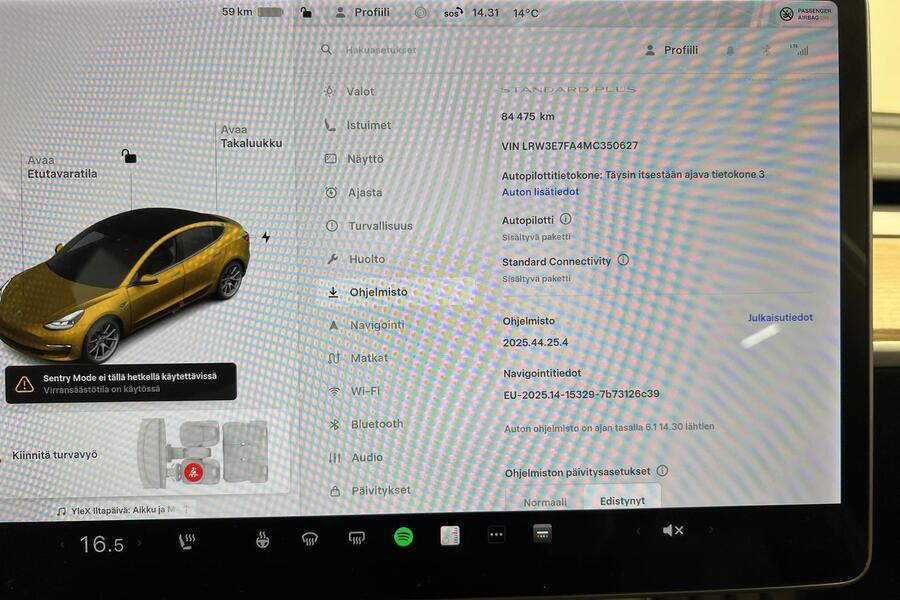 Tesla Model 3 vaihtoauto