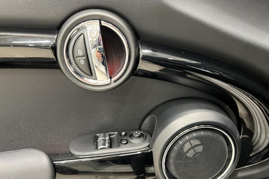 Mini Cooper vaihtoauto