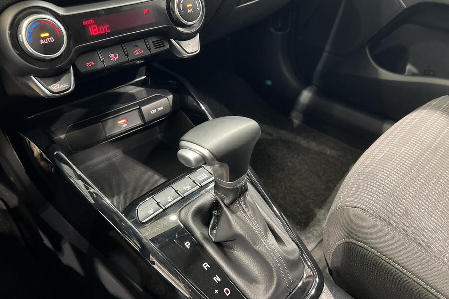 Kia Stonic vaihtoauto