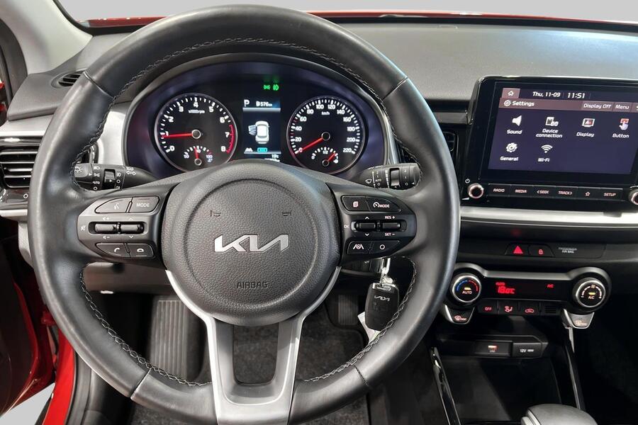 Kia Stonic vaihtoauto