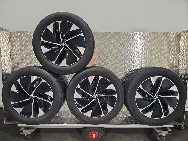 Volkswagen ID.4 vaihtoauto