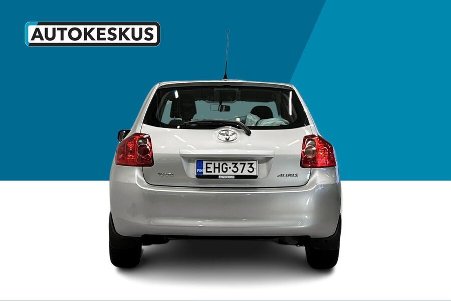 Toyota Auris vaihtoauto