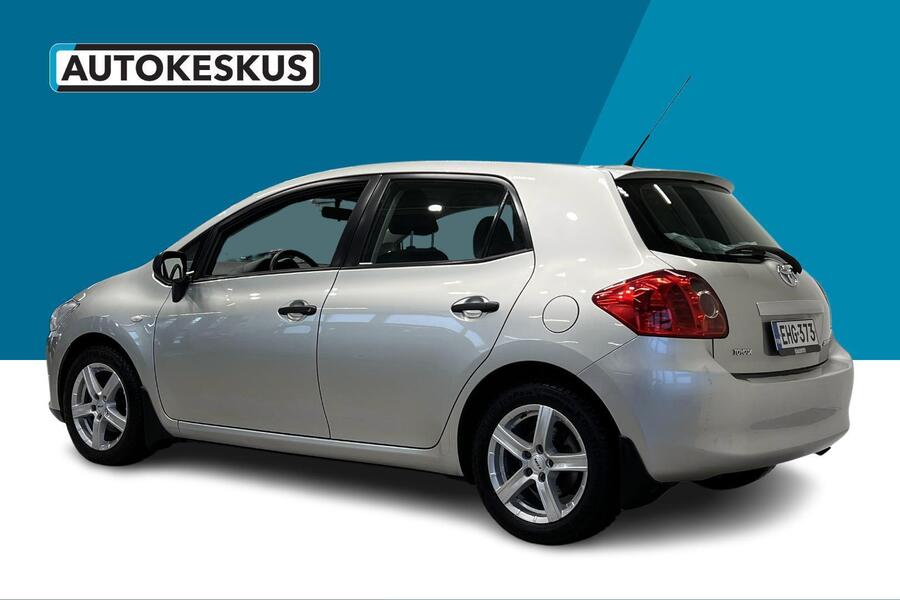 Toyota Auris vaihtoauto