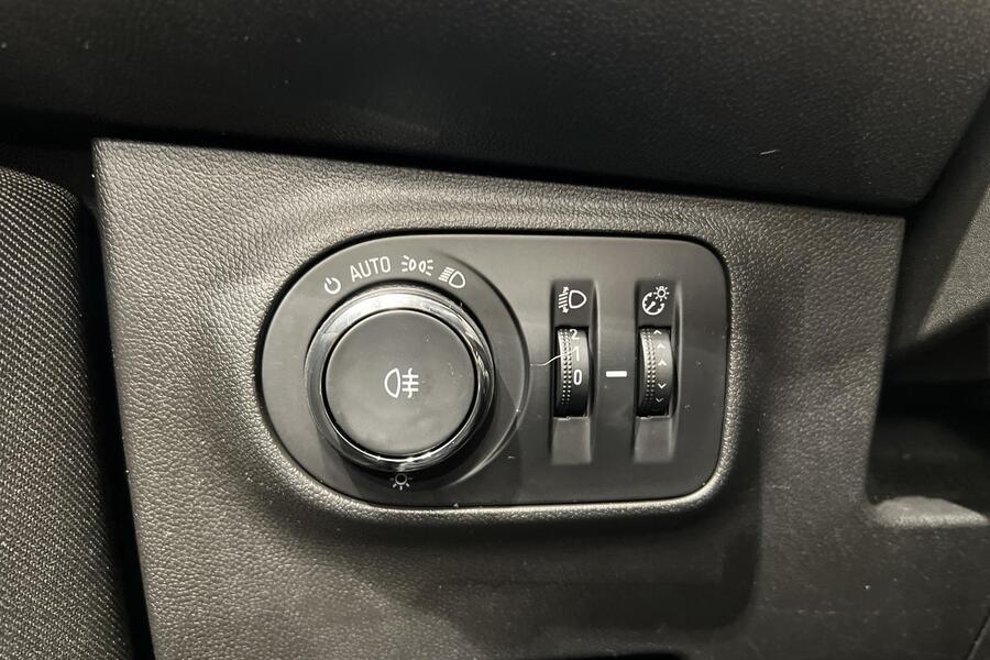 Opel Corsa vaihtoauto