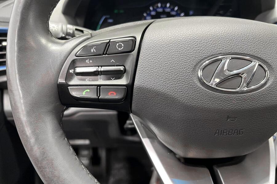 Hyundai IONIQ hybrid vaihtoauto