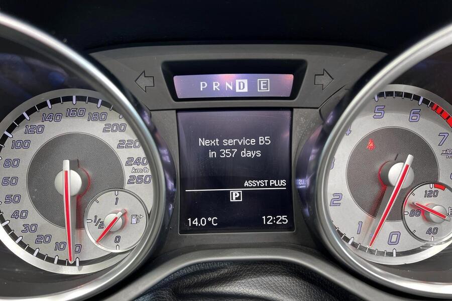 Mercedes-Benz SLK vaihtoauto