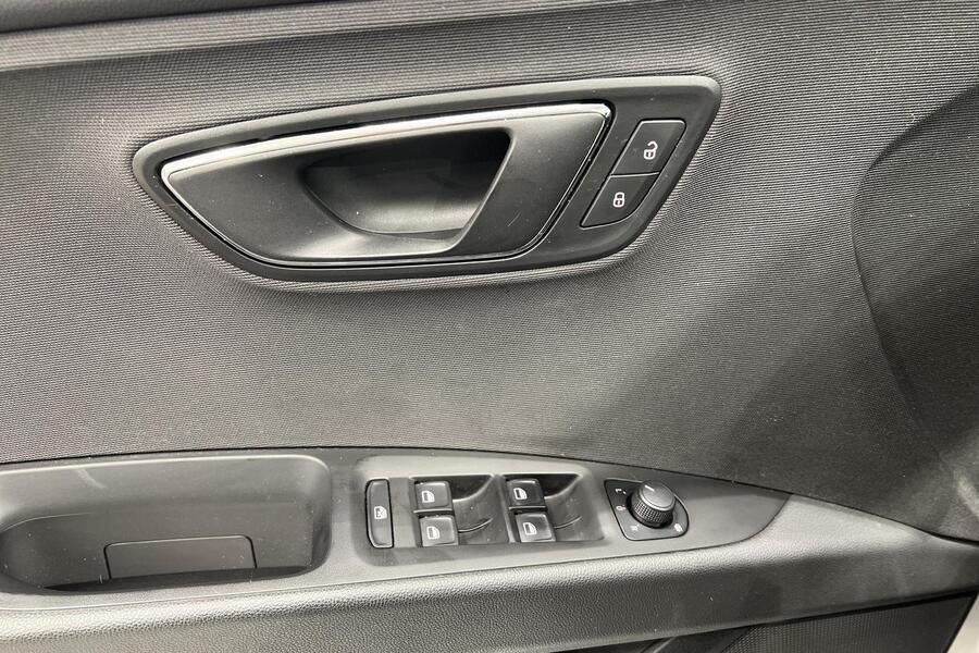 SEAT Leon ST vaihtoauto