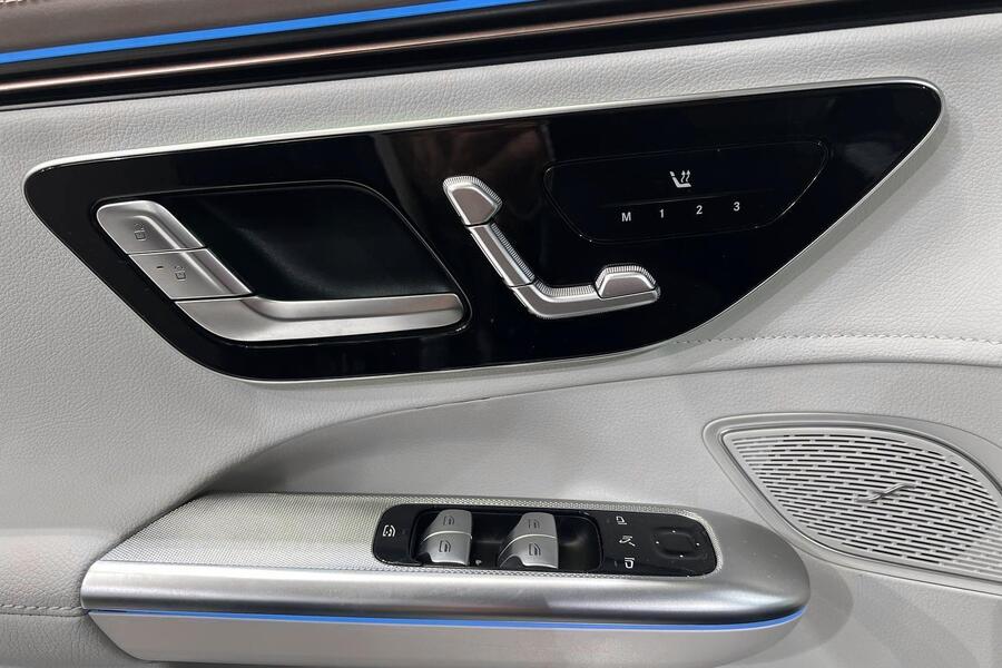 Mercedes-Benz EQE vaihtoauto