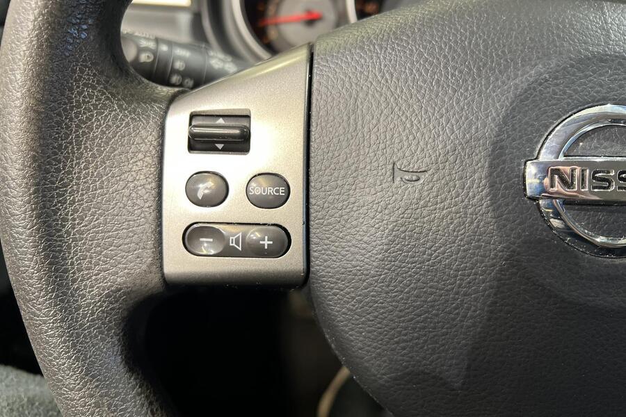 Nissan Tiida vaihtoauto