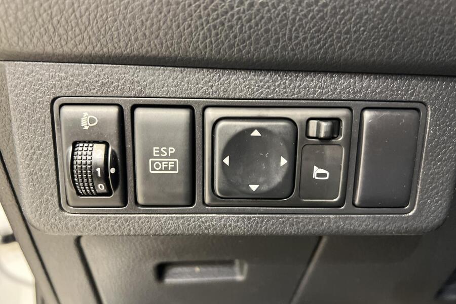 Nissan Tiida vaihtoauto