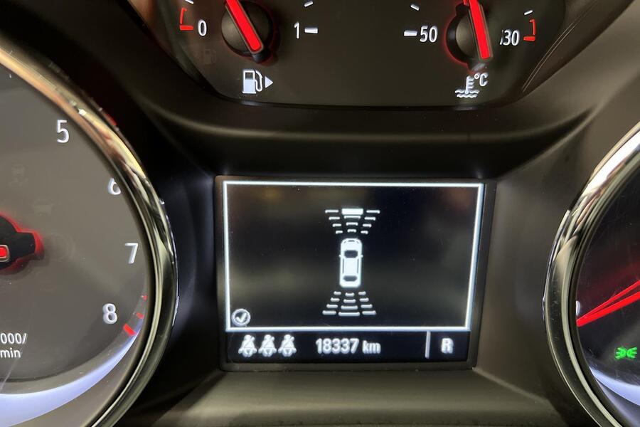 Opel Astra vaihtoauto